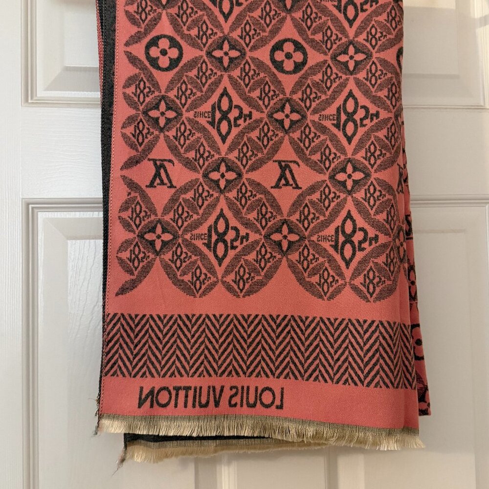 Louis Vuitton Scarf (Silk/Wool Blend, since 1854)